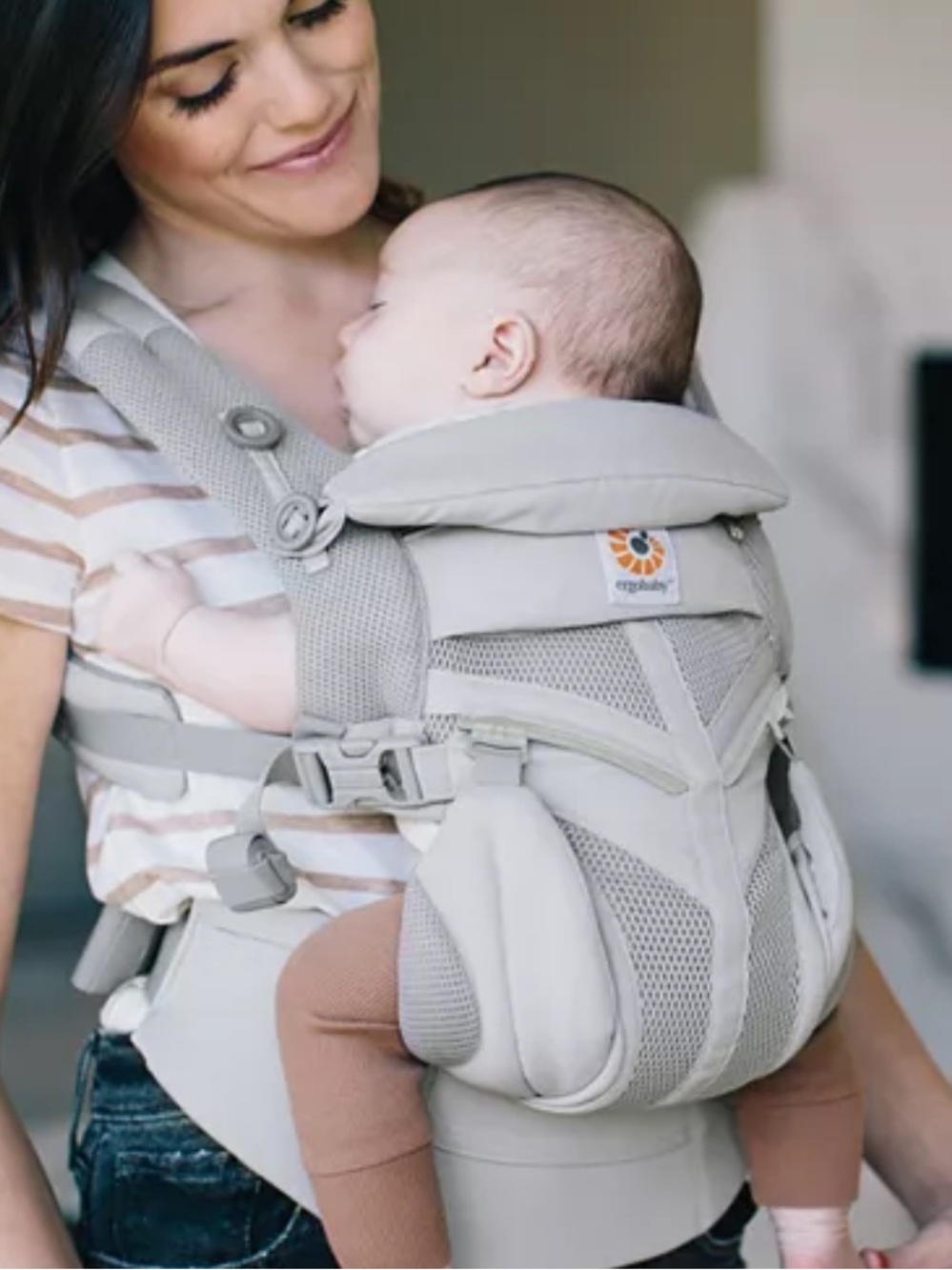 Ergobaby Gray Mesh - Omni 360 Cool Air Breeze - Picture 7 of 11